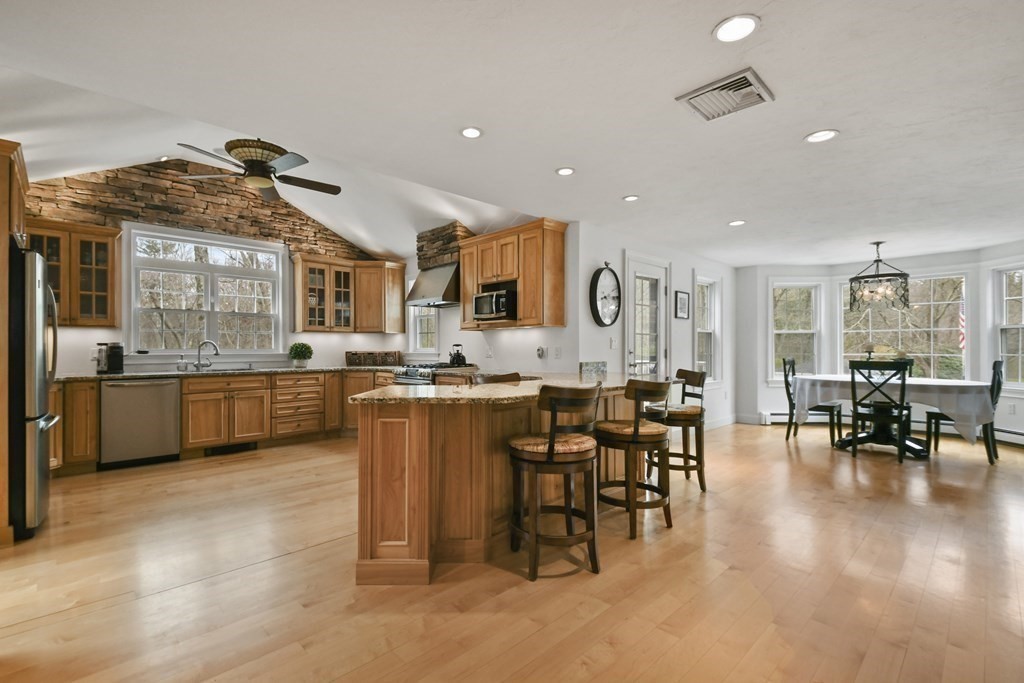 5 Francis Road Hopedale, MA 01747 - Photo 8 of 41 Gallery Image 8