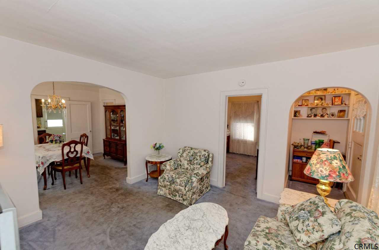 30 Osborne Road Colonie, NY 12205 - Photo 4 of 25 Photo 4