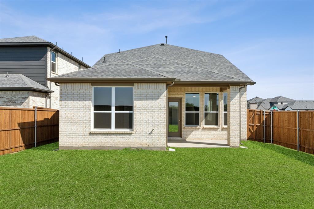 531 Magellan Road Seagoville, TX 75159 - Photo 19 of 39 Representative Photo - New Construction in Progress *