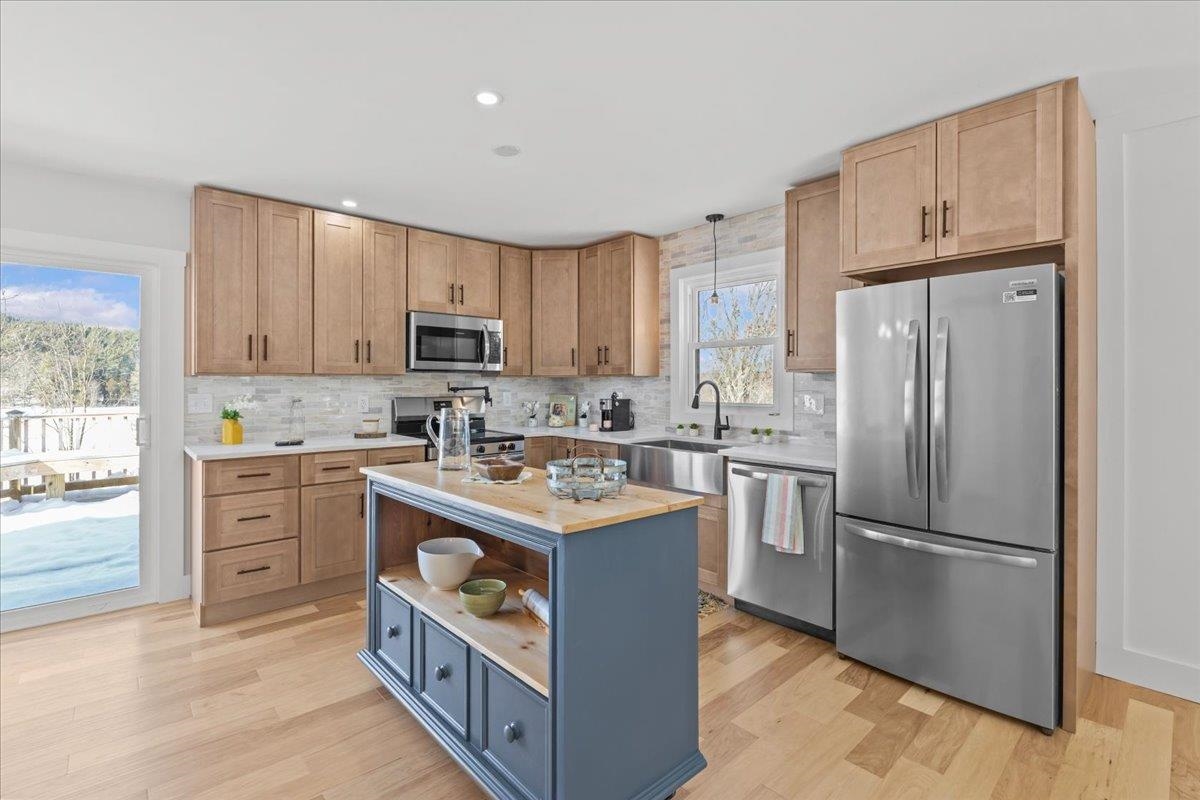 434 Browns River Road Essex, VT 05452 - Photo 12 of 39