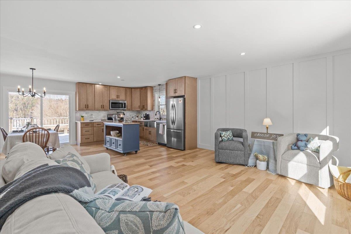 434 Browns River Road Essex, VT 05452 - Photo 10 of 39