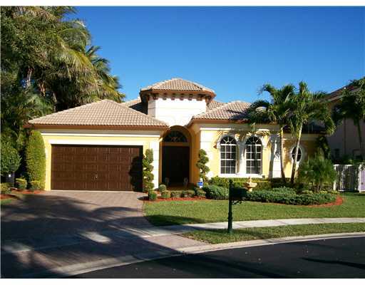 21050 Bella Vista Circle Boca Raton, FL 33428 - Photo 1 of 21 Primary Photo