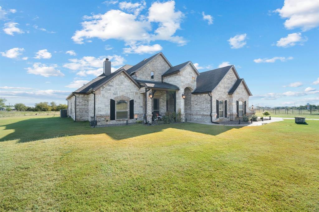 3032 Perkins Weatherford, TX 76088 - Photo 2 of 40 Gallery Image 2