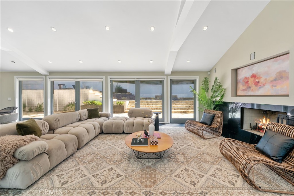 9653 Oak Pass Road Beverly Hills, CA 90210 - Photo 13 of 42