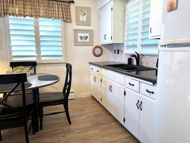 $979,000 | 38675 Wagon Trail Loop, Battle Lake, MN 56515