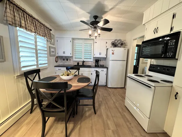 $979,000 | 38675 Wagon Trail Loop, Battle Lake, MN 56515