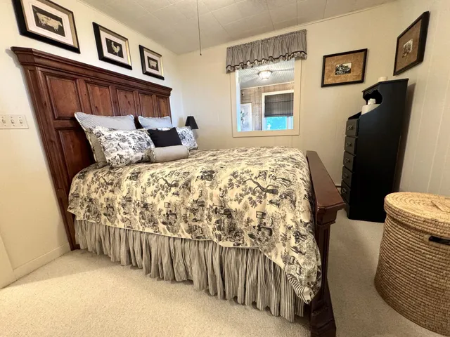 $979,000 | 38675 Wagon Trail Loop, Battle Lake, MN 56515