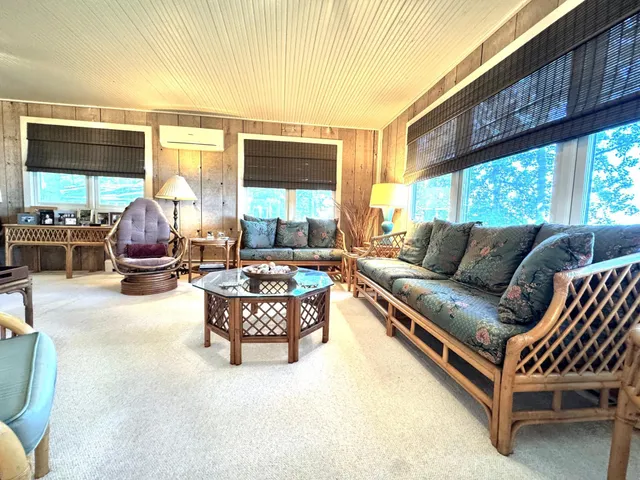 $979,000 | 38675 Wagon Trail Loop, Battle Lake, MN 56515