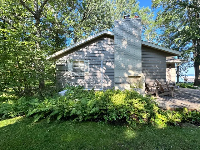 $979,000 | 38675 Wagon Trail Loop, Battle Lake, MN 56515