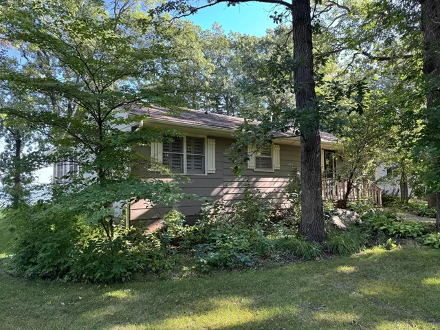 $979,000 | 38675 Wagon Trail Loop, Battle Lake, MN 56515