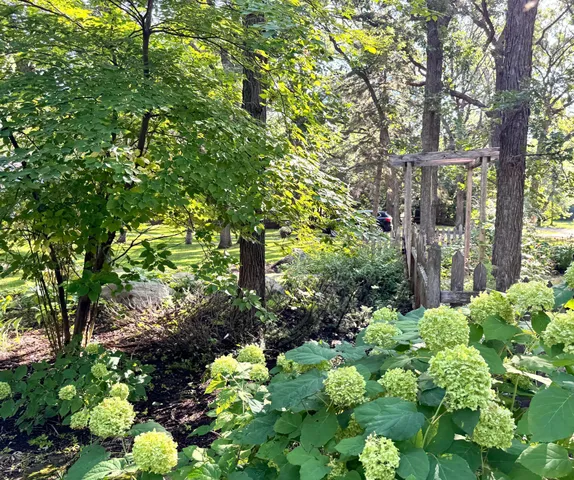 $979,000 | 38675 Wagon Trail Loop, Battle Lake, MN 56515