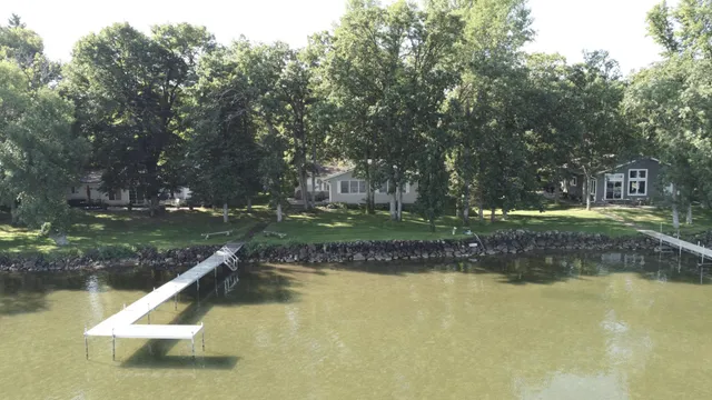 $979,000 | 38675 Wagon Trail Loop, Battle Lake, MN 56515