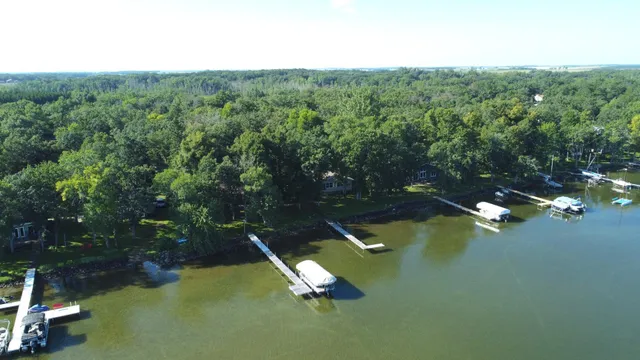 $979,000 | 38675 Wagon Trail Loop, Battle Lake, MN 56515