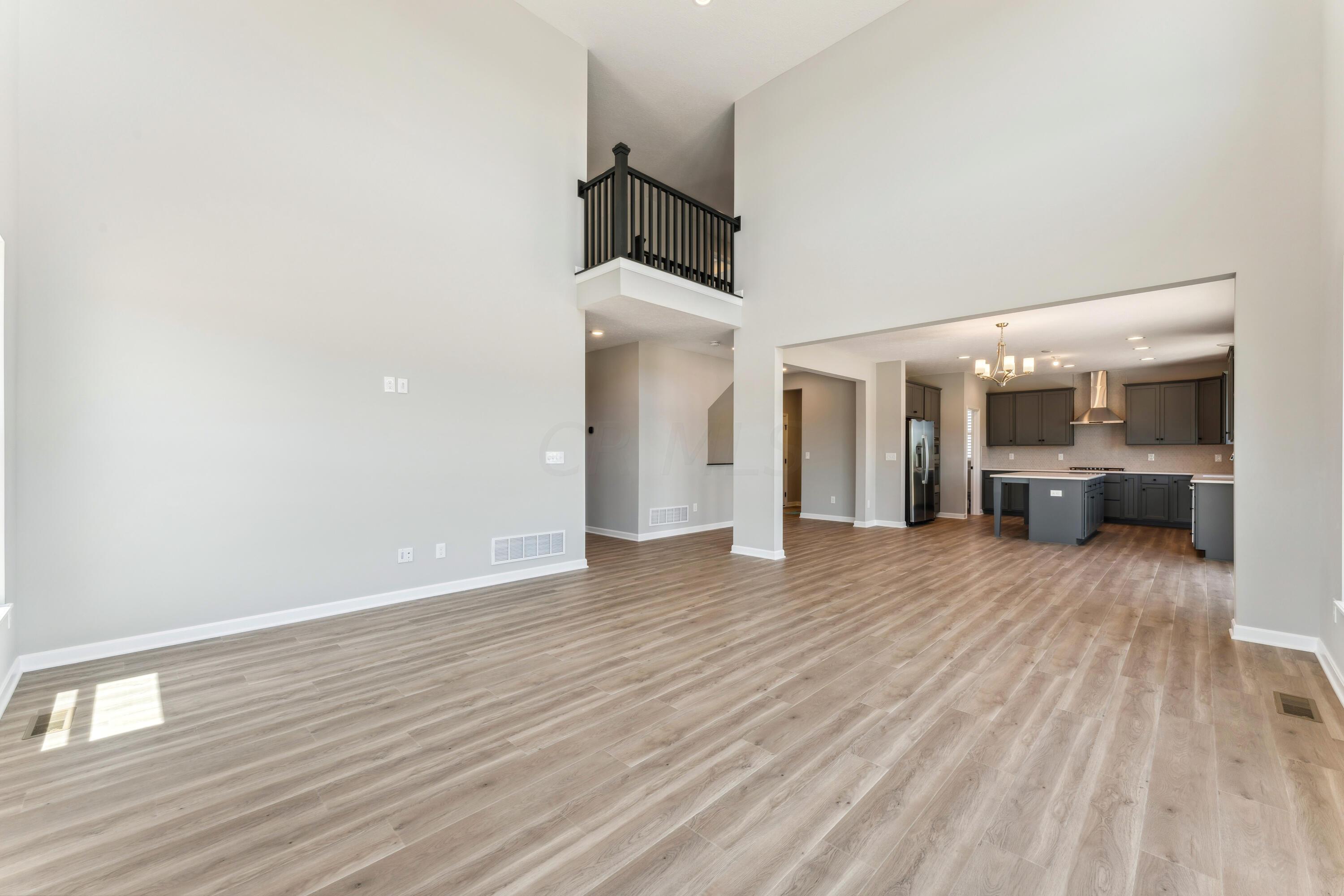 1607 Cromwill Loop Delaware, OH 43015 - Photo 14 of 44 Living Room