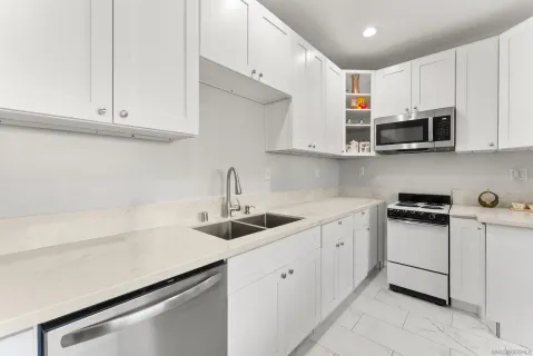 $1,300,000 | 13886-88 Cheryl Creek Drive, El Cajon, CA 92021
