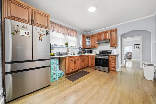 $220,000 | 10807 South Wentworth Avenue, Chicago, IL 60628