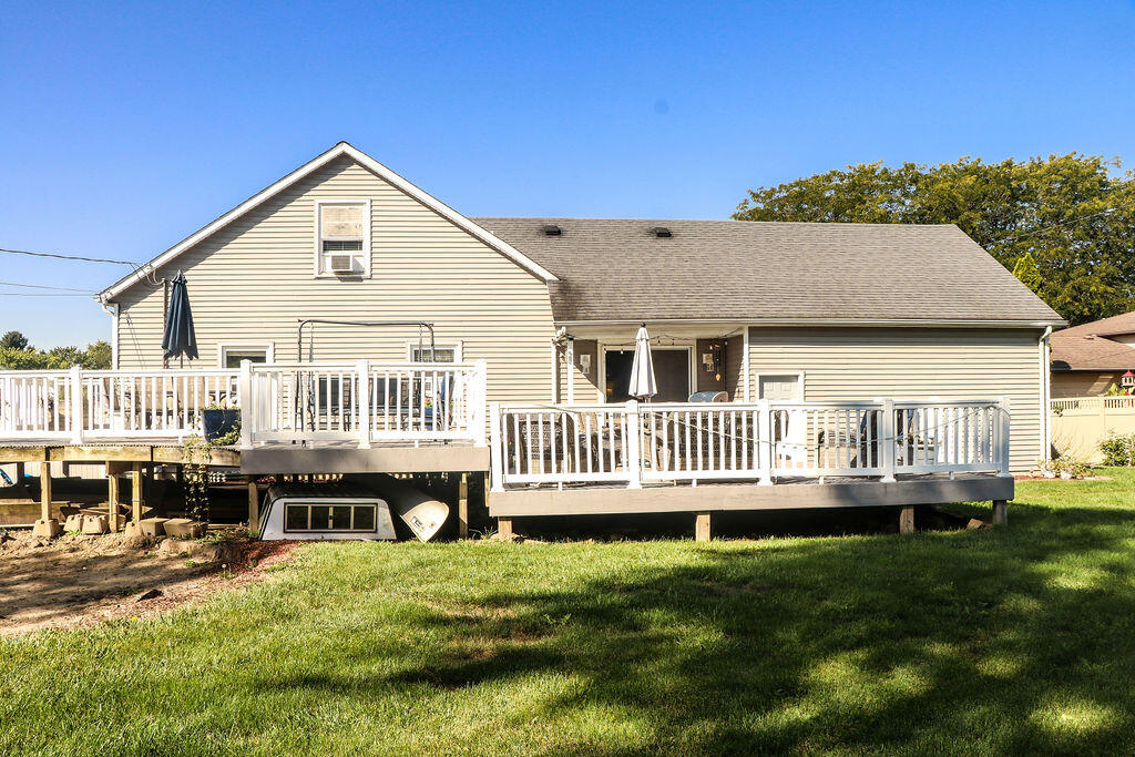 118 Cherry Court Hebron, IN 46341 - Photo 34 of 36 1024x683