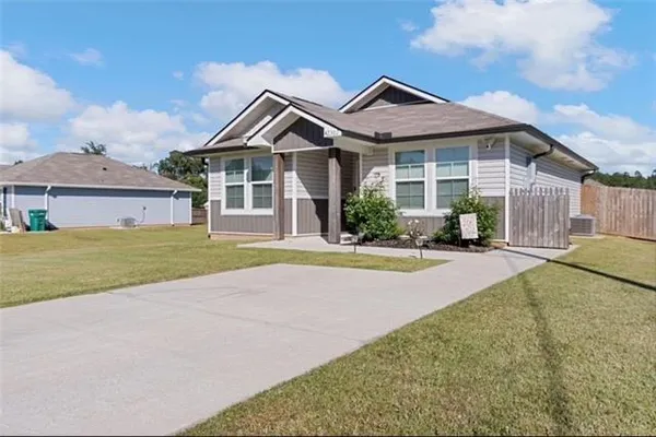 $189,000 | 42302 Andrea Lane, Ponchatoula, LA 70454