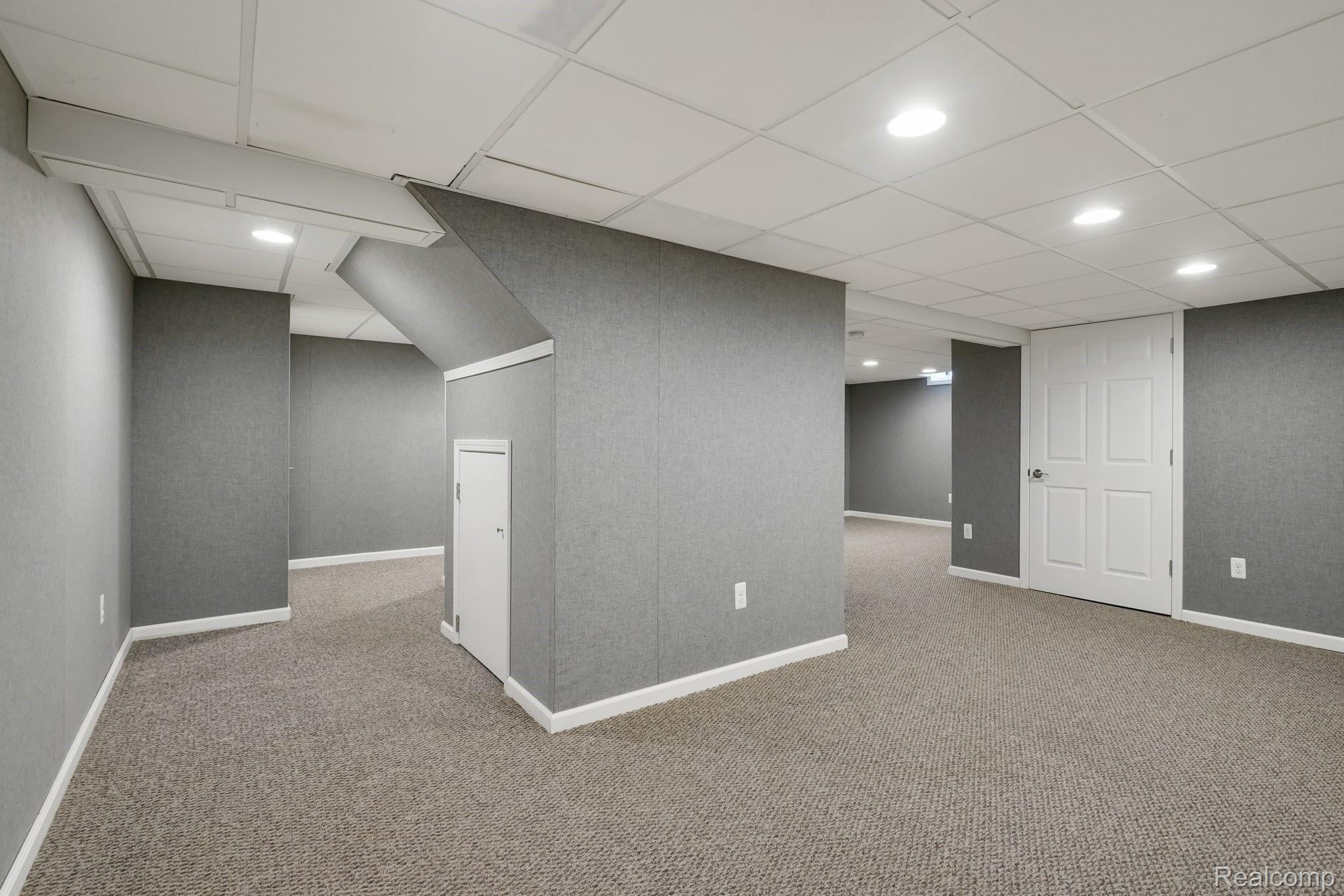 3763 Quarton Road Bloomfield Hills, MI 48302 - Photo 34 of 46 46-web-or-mls-3763 Quarton Bloomfield Twp - 34.jpg