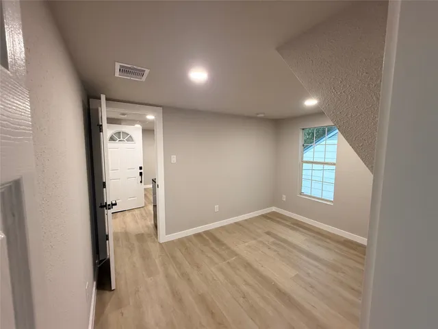 $1,350 | 5238 Pease Street, Unit 2, Houston, TX 77023