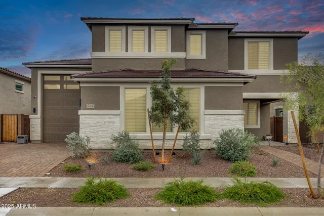 $679,000 | 17635 West Red Fox Road, Surprise, AZ 85387