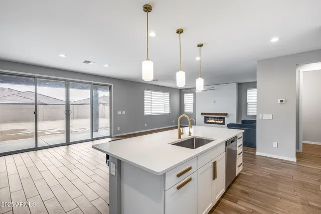 $679,000 | 17635 West Red Fox Road, Surprise, AZ 85387