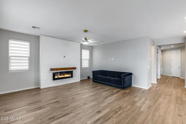 $679,000 | 17635 West Red Fox Road, Surprise, AZ 85387