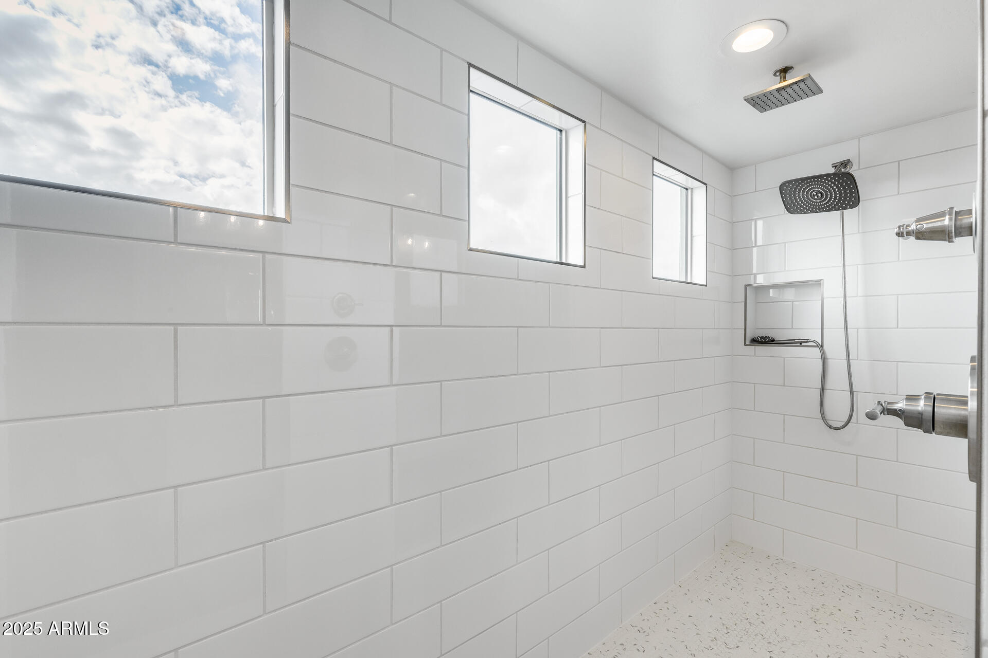 17635 West Red Fox Road Surprise, AZ 85387 - Photo 38 of 59 55