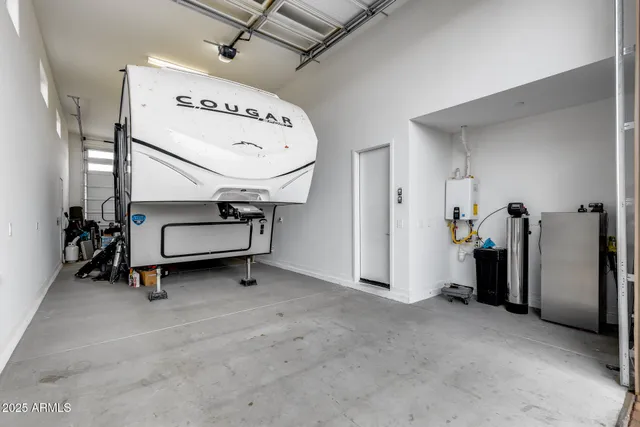 $679,000 | 17635 West Red Fox Road, Surprise, AZ 85387