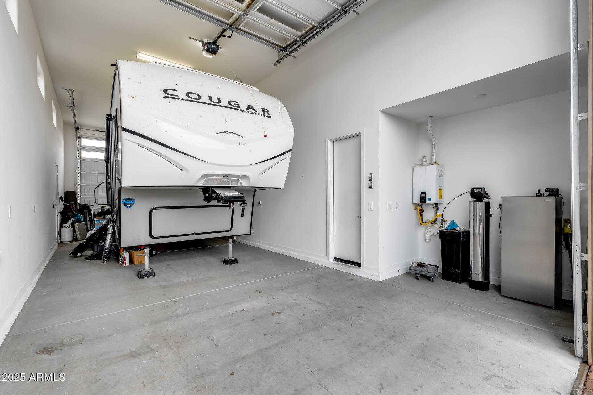 17635 West Red Fox Road Surprise, AZ 85387 - Photo 52 of 59 4