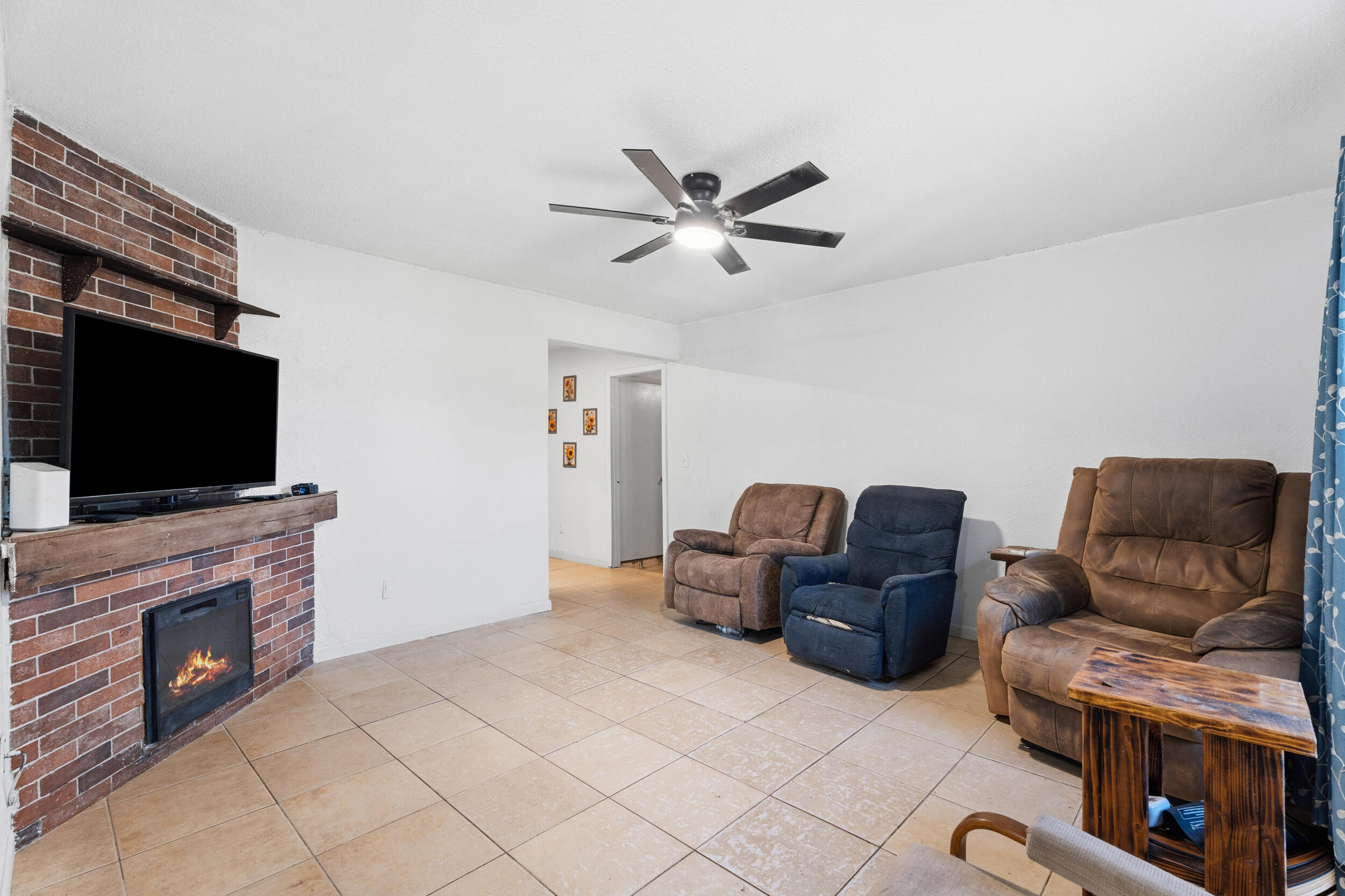 244 Southwest Cherryhill Road Port St. Lucie, FL 34953 - Photo 9 of 39 19_smg06454