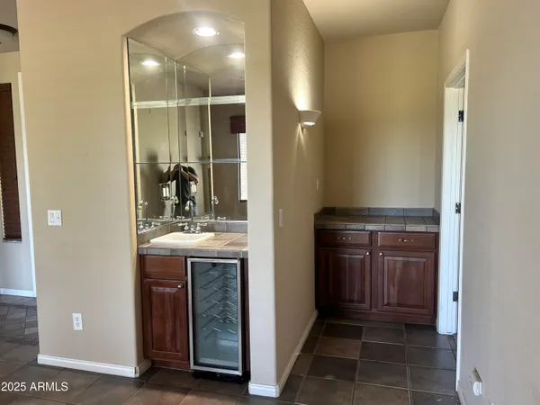 $2,100 | 3131 East Legacy Drive, Unit 1033, Phoenix, AZ 85042