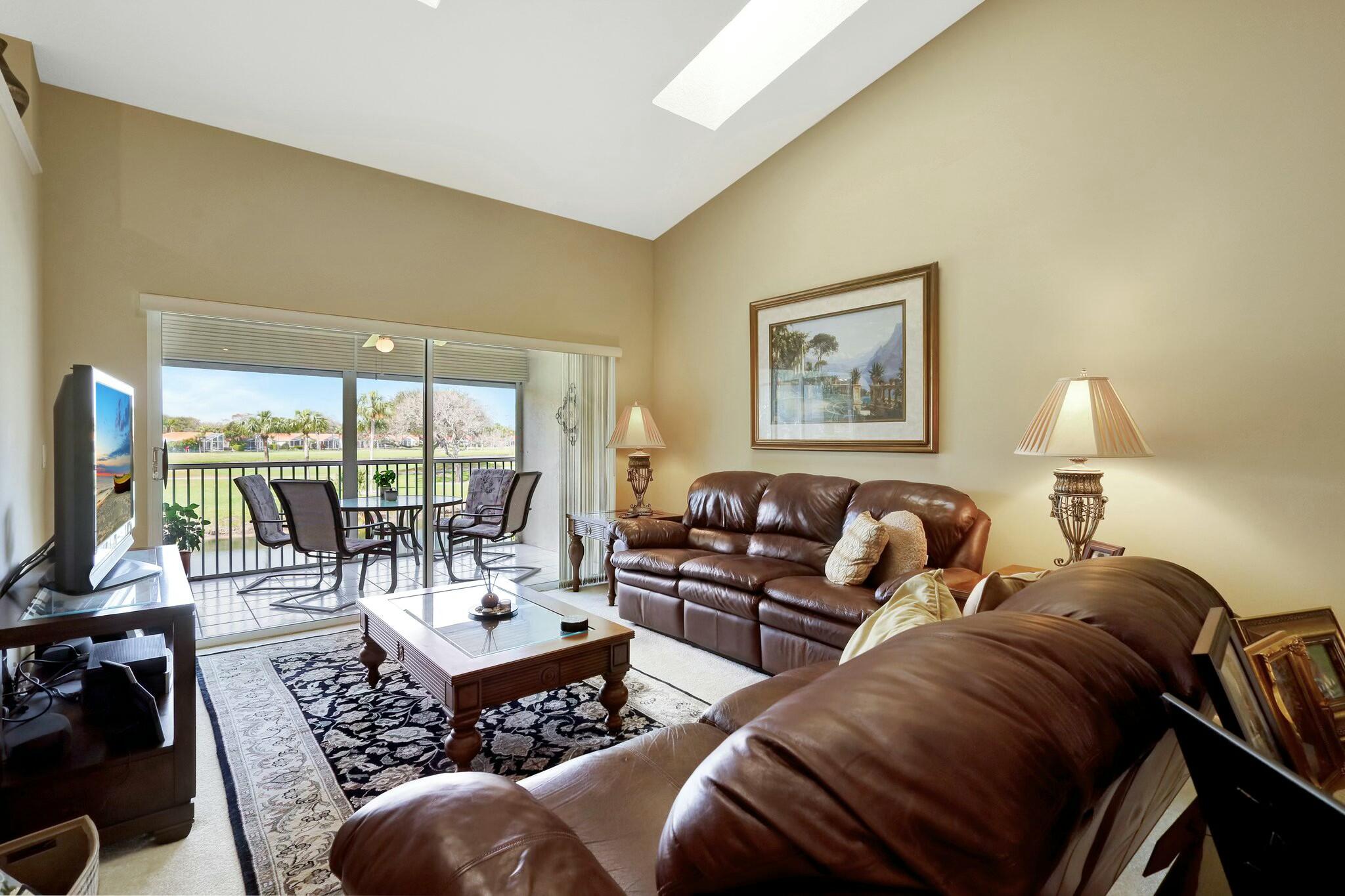 17051 Emile Street, Unit 7 Boca Raton, FL 33487 - Photo 10 of 47 tempImageqTLFuR