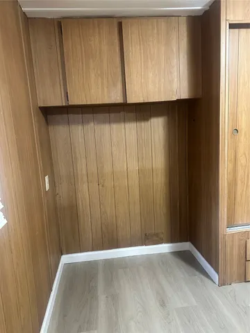 a view of walk in closet