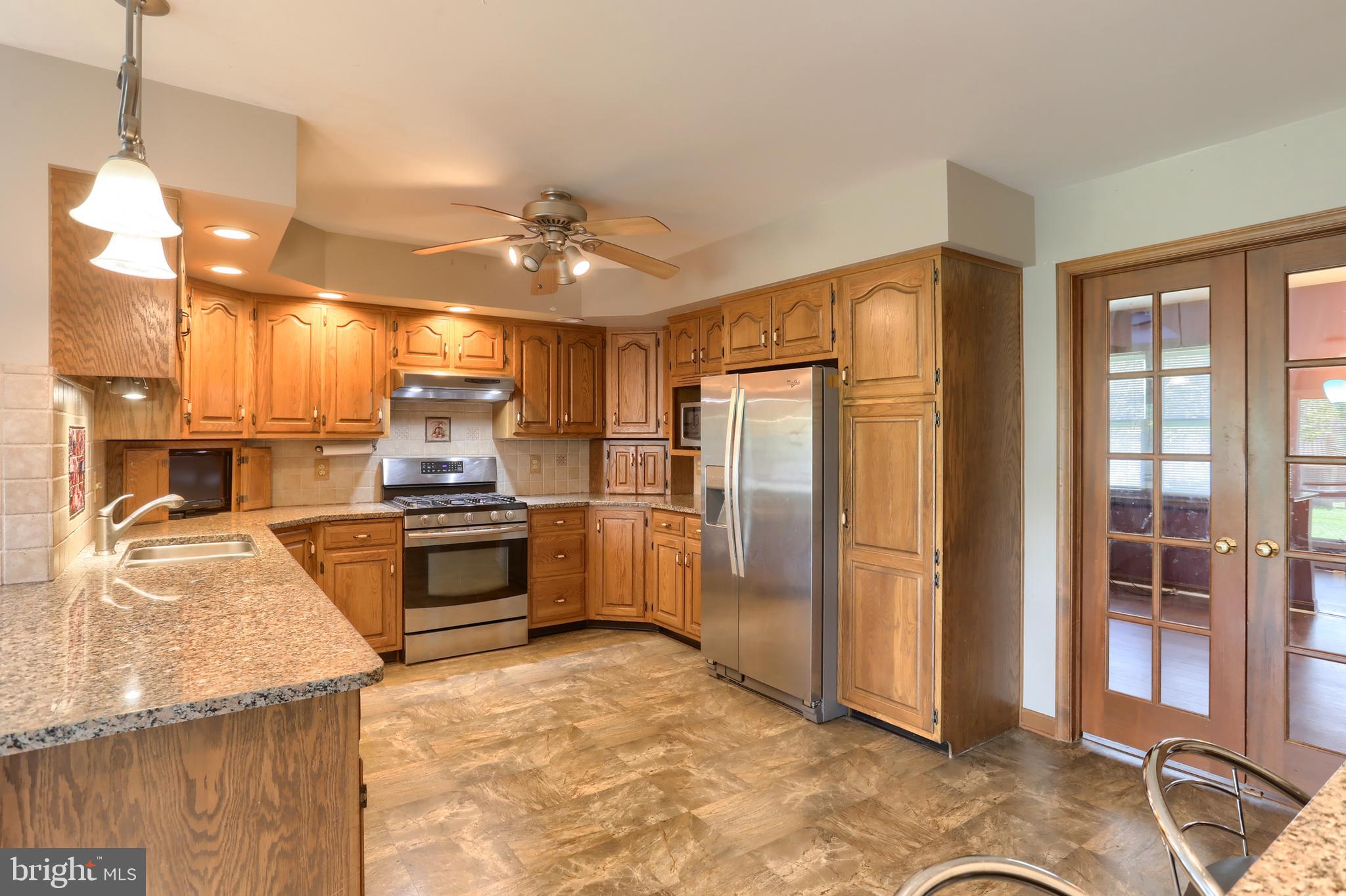 3606 Roundtop Road Elizabethtown, PA 17022 - Photo 11 of 52 Gallery Image 11