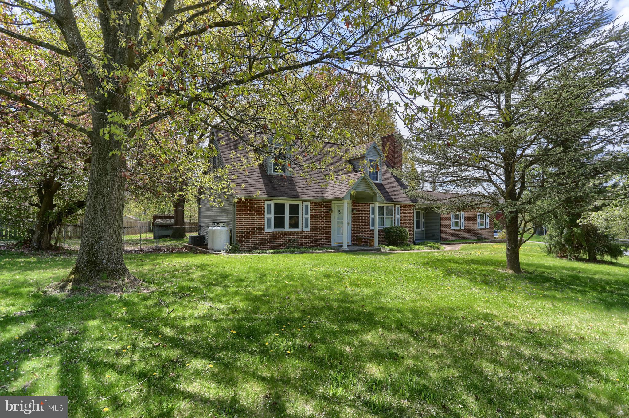 3606 Roundtop Road Elizabethtown, PA 17022 - Photo 2 of 52 Gallery Image 2