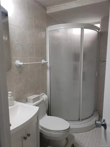 a view of a garden with houses