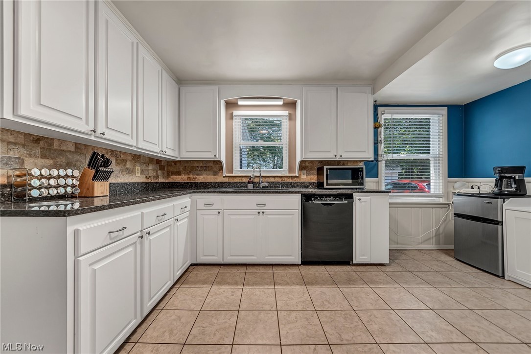 4780 Burger Road Cleveland, OH 44121 - Photo 5 of 29