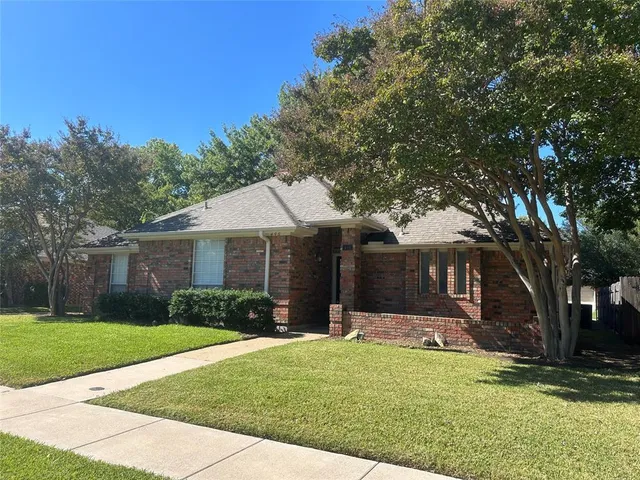 $476,000 | 458 Sandy Knoll Drive, Coppell, TX 75019