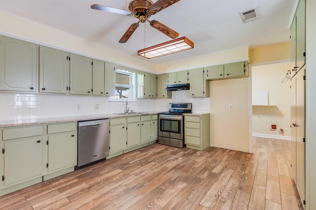 14347 North Holly Street Baton Rouge, LA 70819 - Photo 3 of 16