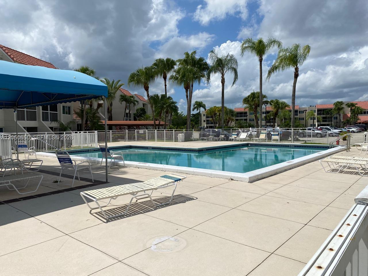 100 Lakeview Drive, Unit 316 Weston, FL 33326 - Photo 19 of 23