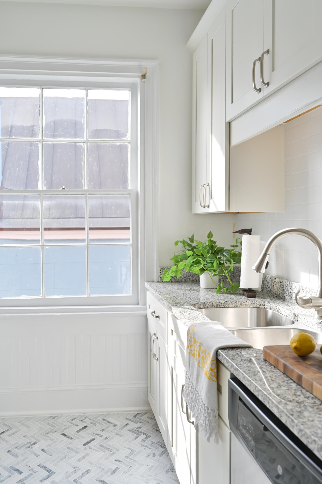 35 Society Street, Unit G Charleston, SC 29401 - Photo 12 of 16 35 Society_19