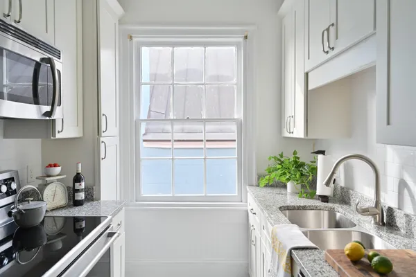 $3,500 | 35 Society Street, Unit G, Charleston, SC 29401