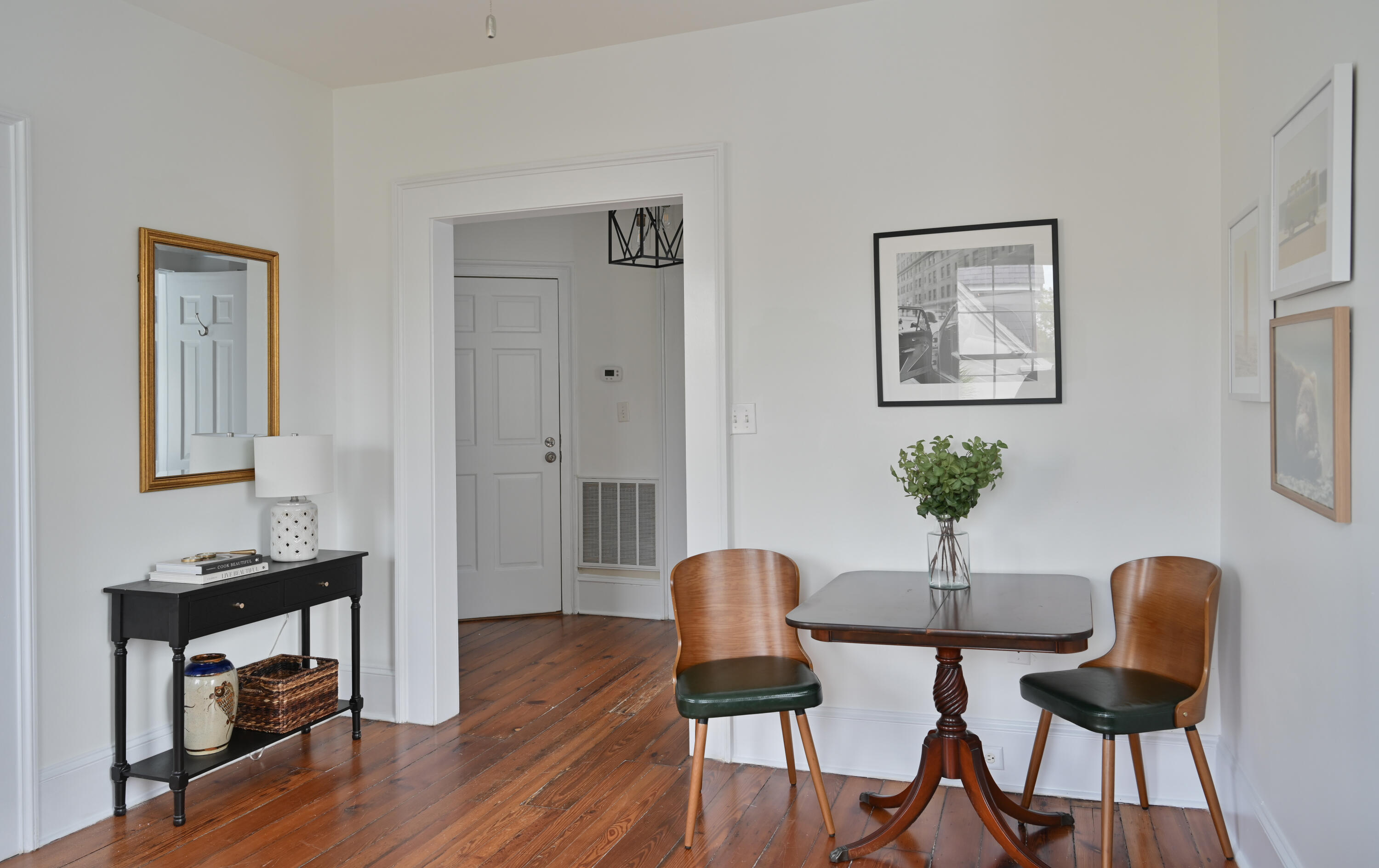 35 Society Street, Unit G Charleston, SC 29401 - Photo 7 of 16 35 Society_09