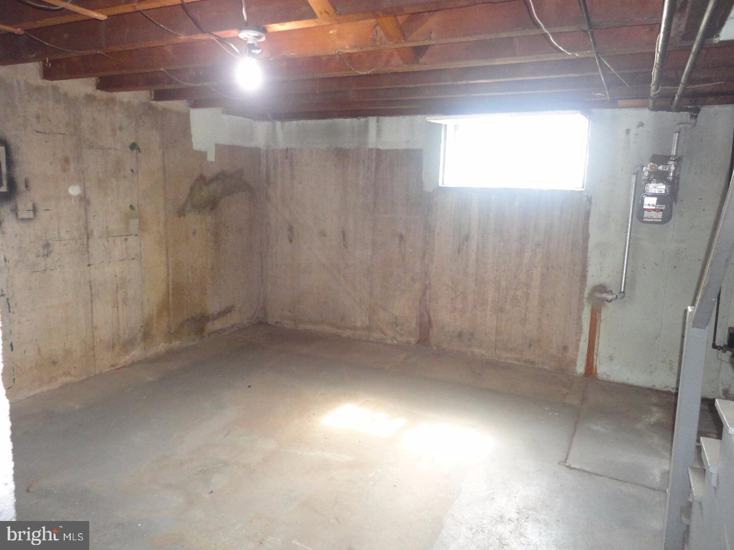 1627 Pennington Road Philadelphia, PA 19151 - Photo 13 of 15 Gallery Image 13