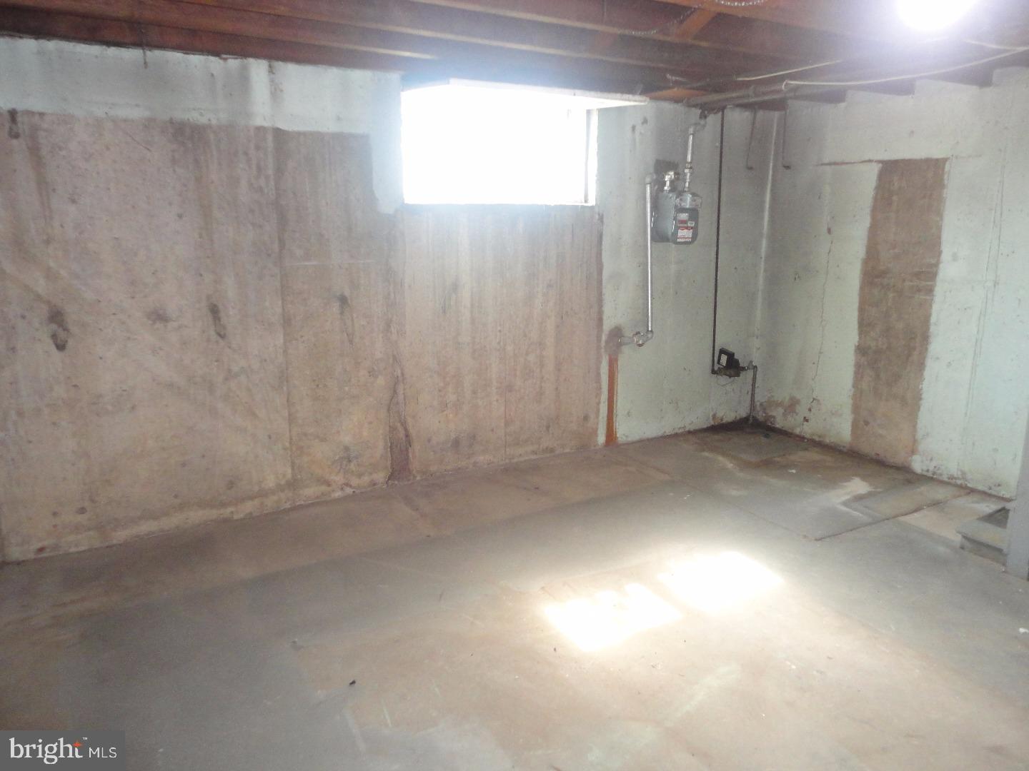 1627 Pennington Road Philadelphia, PA 19151 - Photo 14 of 15 Gallery Image 14