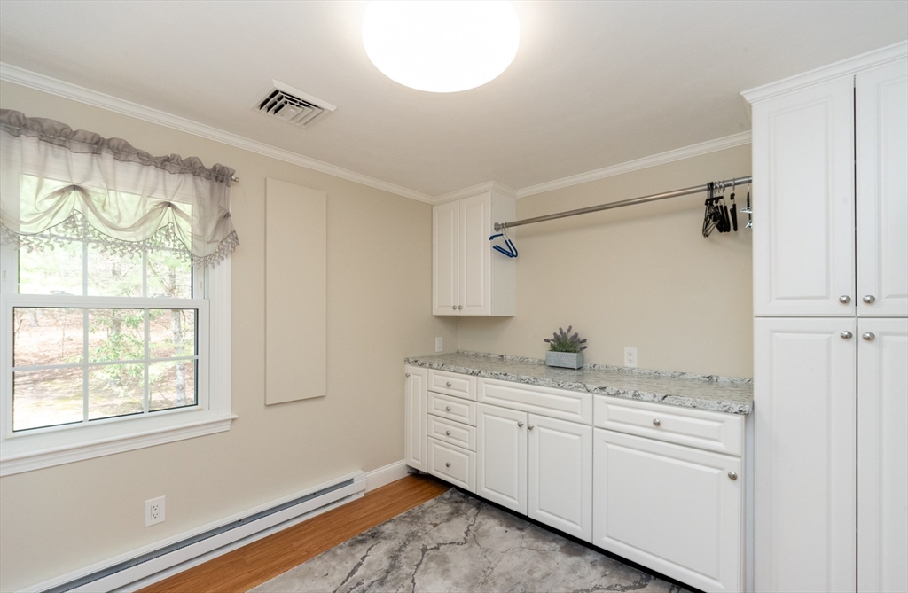 74 Wayside Inn Road Marlborough, MA 01752 - Photo 17 of 34 Gallery Image 17