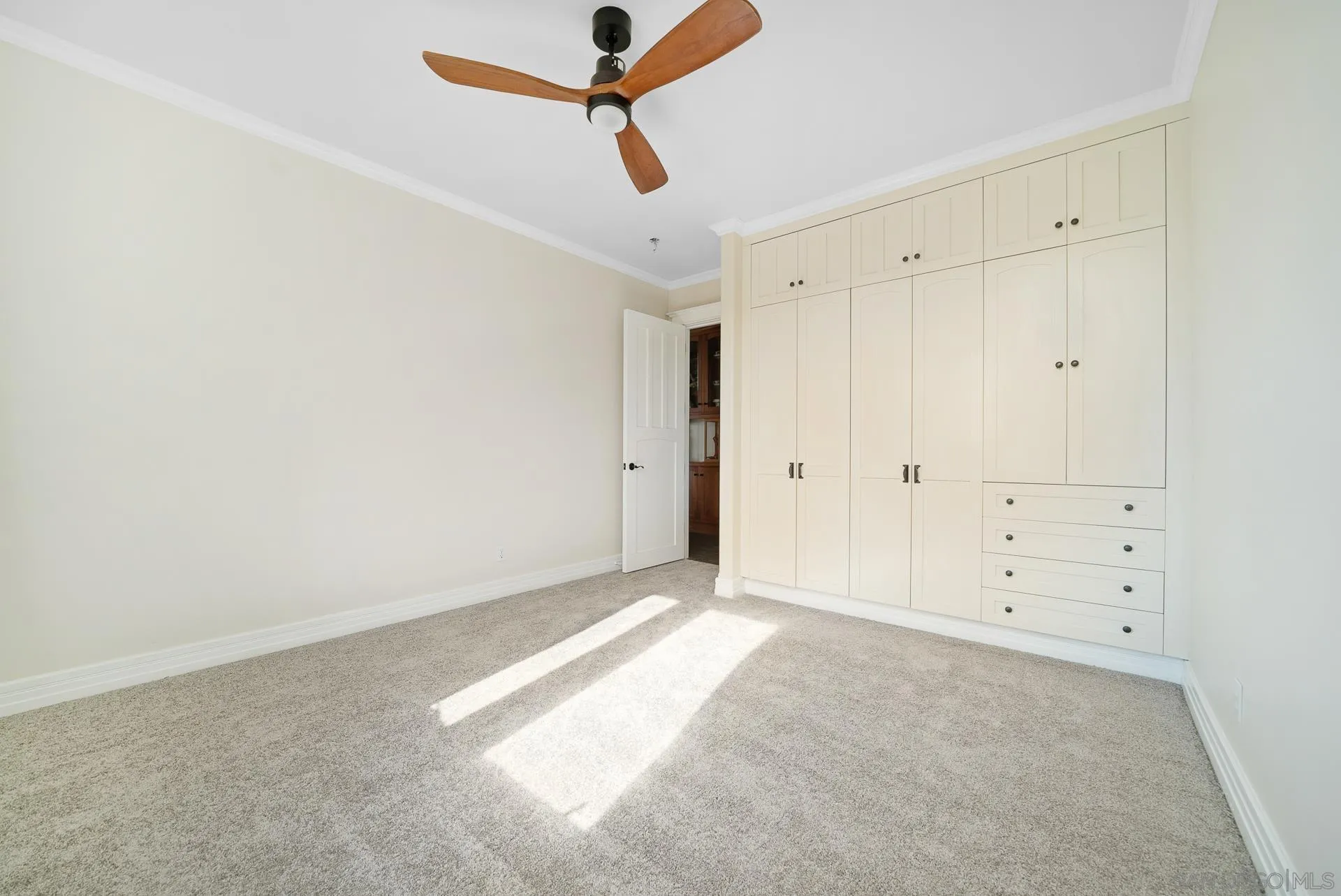 32070 Vía Vera Bonsall, CA 92003 - Photo 31 of 51 a view of an empty room