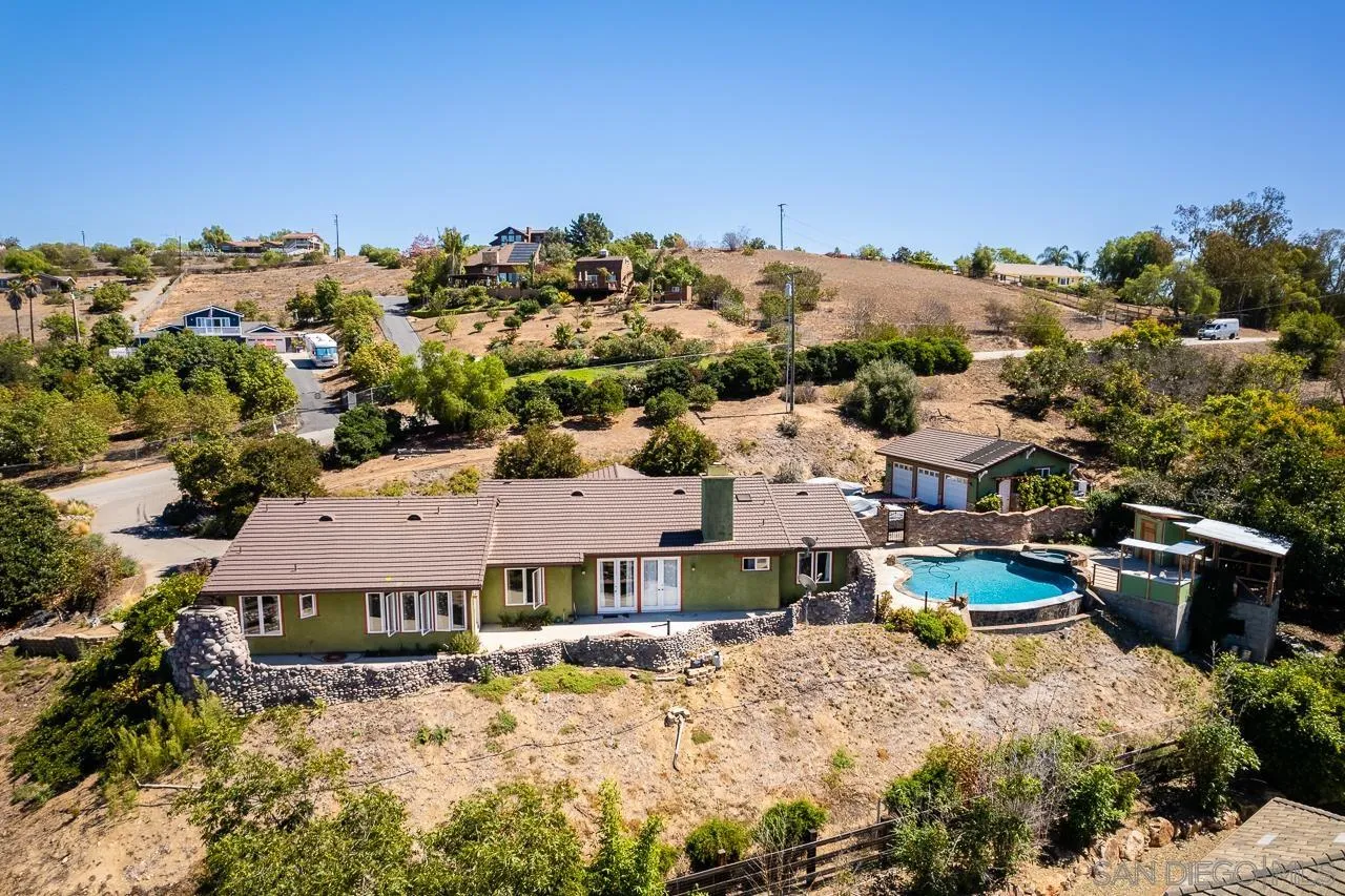 32070 Vía Vera Bonsall, CA 92003 - Photo 35 of 51 an aerial view of a house