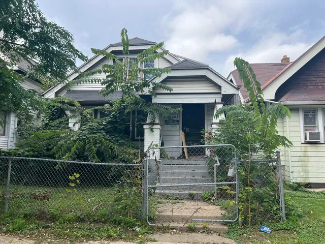 $74,700 | 3729 Vel R. Phillips Avenue, Milwaukee, WI 53212